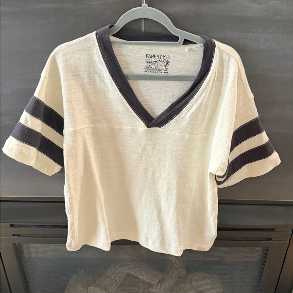 Faherty Sunwashed Slub Varsity Tee